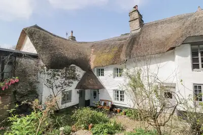 3 Cumberland Cottages, romantic, with open fire in Challaborough