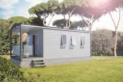 Image de Chalet moderne avec salle de bain de luxe