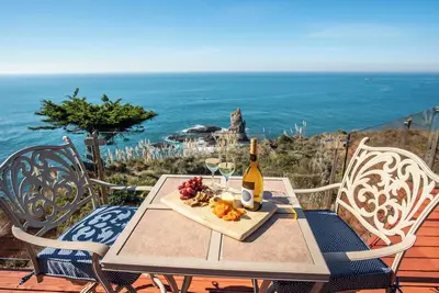 Image de Waves End, by Vinifera Homes