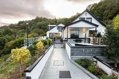 Image de Fern View House overlooking Loch Ness