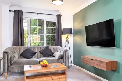Image de Sleeps 5 - Perfect for Contractors & Professionals