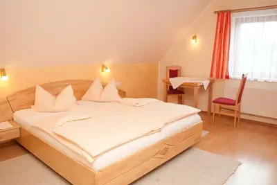 Image de Family room with shower, Wc - Grundnerhof