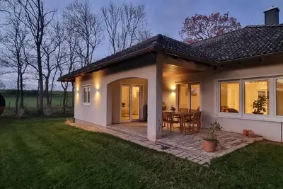 Image de Maison de vacances Zülpich pour 1 - 8 personnes avec 5 chambres à coucher - Maison de vacances