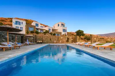Image de Belle Villa 2 Chambres \"sur la plage\" - Accés à une grande piscine