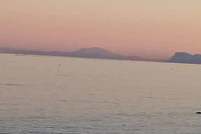 Image de Beachfront paradise, families and couples to enjoy the sea.