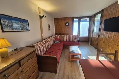 Image de À 10m des pistes de ski, étage -3, balcon, télévision, casier à ski, 35m², Tignes