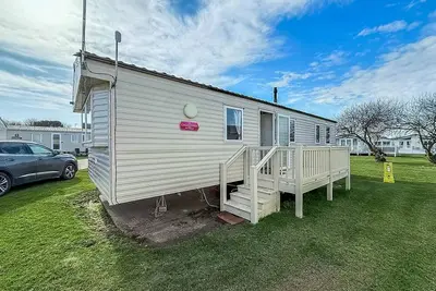 Image de Superb caravan with WiFi at Broadland Sands Park, Suffolk ref 20140bs