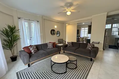 Image de The ValVerde Condo 101