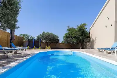 Image de Magnifique maison de 3 chambres à Nadin