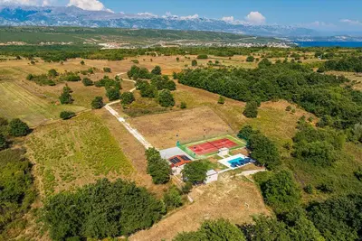 Image de Superbe maison à Posedarje