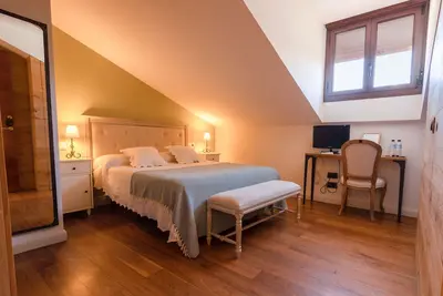 Chambre 'La Centinela' avec piscine partagée, Wi-Fi et climatisation