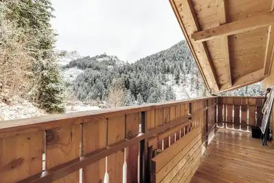 Image de Appartement 'Heinzenhof 2' avec vue sur les montagnes, jardin partagé et Wi-Fi