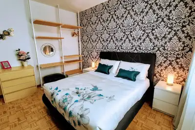 Image de Appartement \"Résidence royale\" avec jardin partagé, Wi-Fi et climatisation