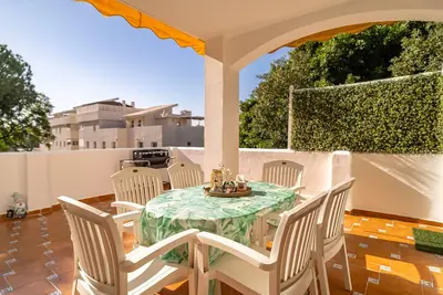 Image de Bel appartement de 2 chambres à.