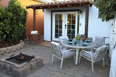 Image de Charming coastal cottage in peaceful Long Beach with WiFi, Ac