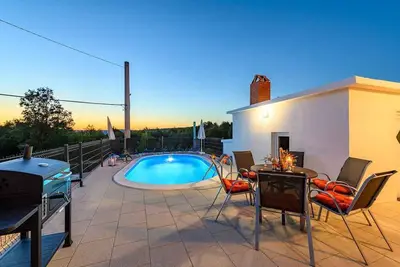 Appartement de vacances avec piscine