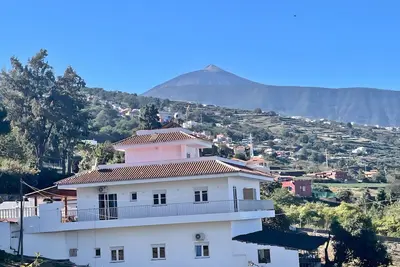 Image de Studio de vacances 'Finca Ten Days - El Teide' avec vue sur la mer, Wi-Fi et climatisation