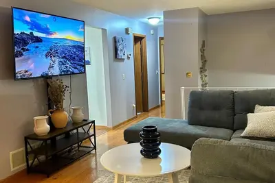 Image de Spacious, newly remodeled kitchen centrally located  savage