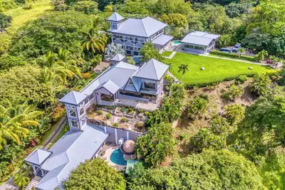 Image de 12br Luxury Resort. Pool, Ocean Views, 24/7 Security, Events, Weddings, Nosara