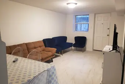 Image de Charming 2-bedroom apartment in fabulous Queens with WiFi, Ac