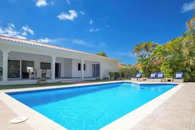 3bd Guest-friendly villa with pool in Sosua, free transportation