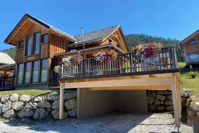 Image de Chalet exclusif au pied des pistes avec sauna