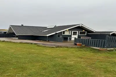 Image de \"Mimi\" - 120m from the sea by Interhome