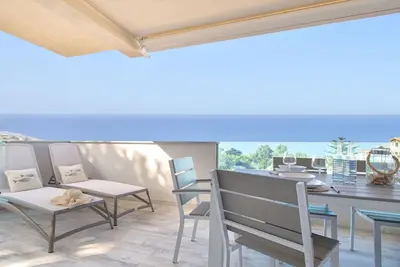 Image de Joli appartement pour 4 personnes avec Wifi, climatisation, Tv et patio