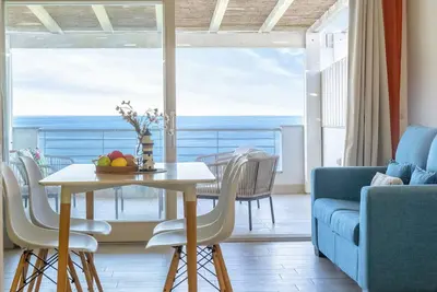 Image de Agréable appartement pour 4 personnes avec climatisation, Tv, patio et animaux admis