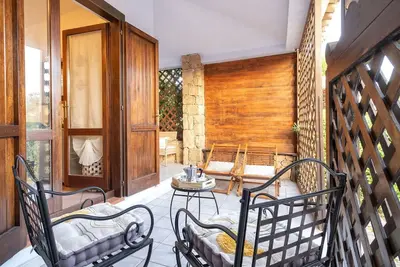 Image de Joli appartement pour 4 personnes avec climatisation, patio et animaux admis