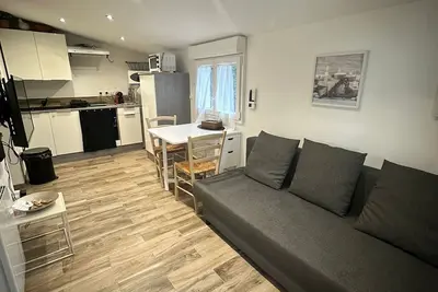 Image de Maisonnette Chante coucou\nLe Cannet des Maures au coeur de la plaine des maures