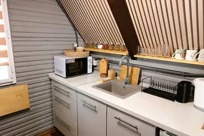 Image de Charming Scandinavian style 2-bedroom chalet in Kolárovo by the lake