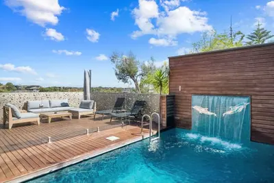 Image de Perfection in Rye | Pool, Space, Location!