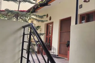 Image de Escape to a hidden gem nestled in a tranquil residential colony.