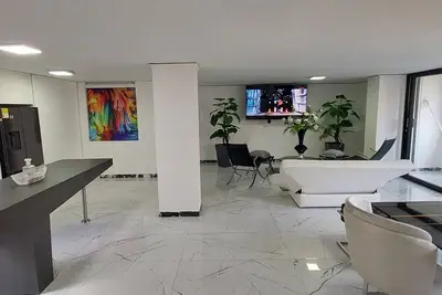 Image de Luxurious apartment in gold mile town Medellin walking distance! ! all wow! ! +28nights