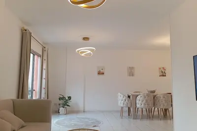 Image de Ensuite 3 bedrooms, 3 bathrooms Cairo Rehab Gated community 24/7 security