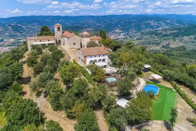 Image de Florence & Tuscany. Pool, jacuzzi, parking and. . . relax
