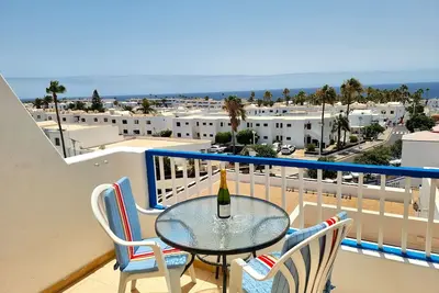 Image de Panoramic sea views, sunny, private balcony, refurbished on Atalaya Complex