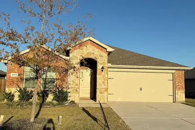 Image de Charming 4-bedroom house in Anna with WiFi and Ac