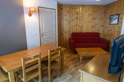 Image de Centre station, 1er étage, vue pistes de ski, remise en forme, piscine, sauna, balcon, télévision