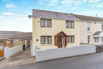 Image de 3 chambres à coucher à Pontardawe