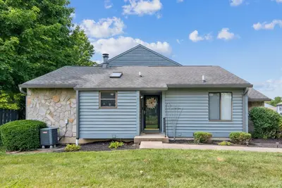 The charm of Cincinnati in a spacious 3-bedroom condo, WiFi, A/C, and more.