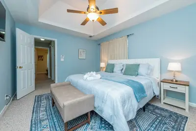 Image de Relaxing 3-Bedrooms Haven-Close to Rafb