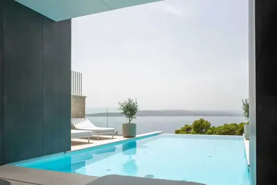 Image de Luxury Villa Beyond Waves with Pool