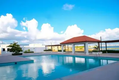 Image de BabyTash City & Ocean View Charming 2-bedroom apartment with WiFi, Ac  Portmore