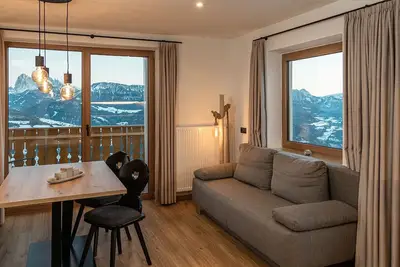 Image de Appartement \"Schönblick\" avec vue sur les montagnes, terrasse privée et Wi-Fi