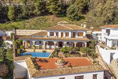 Image de Magnifique maison de 4 chambres à Mijas