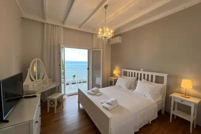 Image de Appartement \"Amaranth Rose\" avec jardin privé, Wi-Fi et climatisation