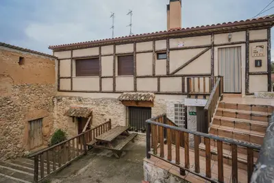 Maison de campagne \"Las Tercias De Curiel\" avec vue sur les montagnes et Wi-Fi
