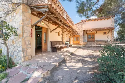 Image de Maison de campagne 'Cabañas Rusticas 1' avec vue sur les montagnes, piscine partagée et Wi-Fi